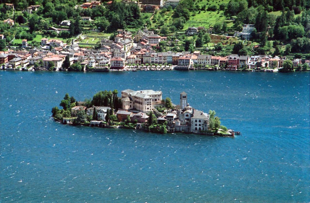 Apartments Cusius And Horta Orta San Giulio Habitación foto